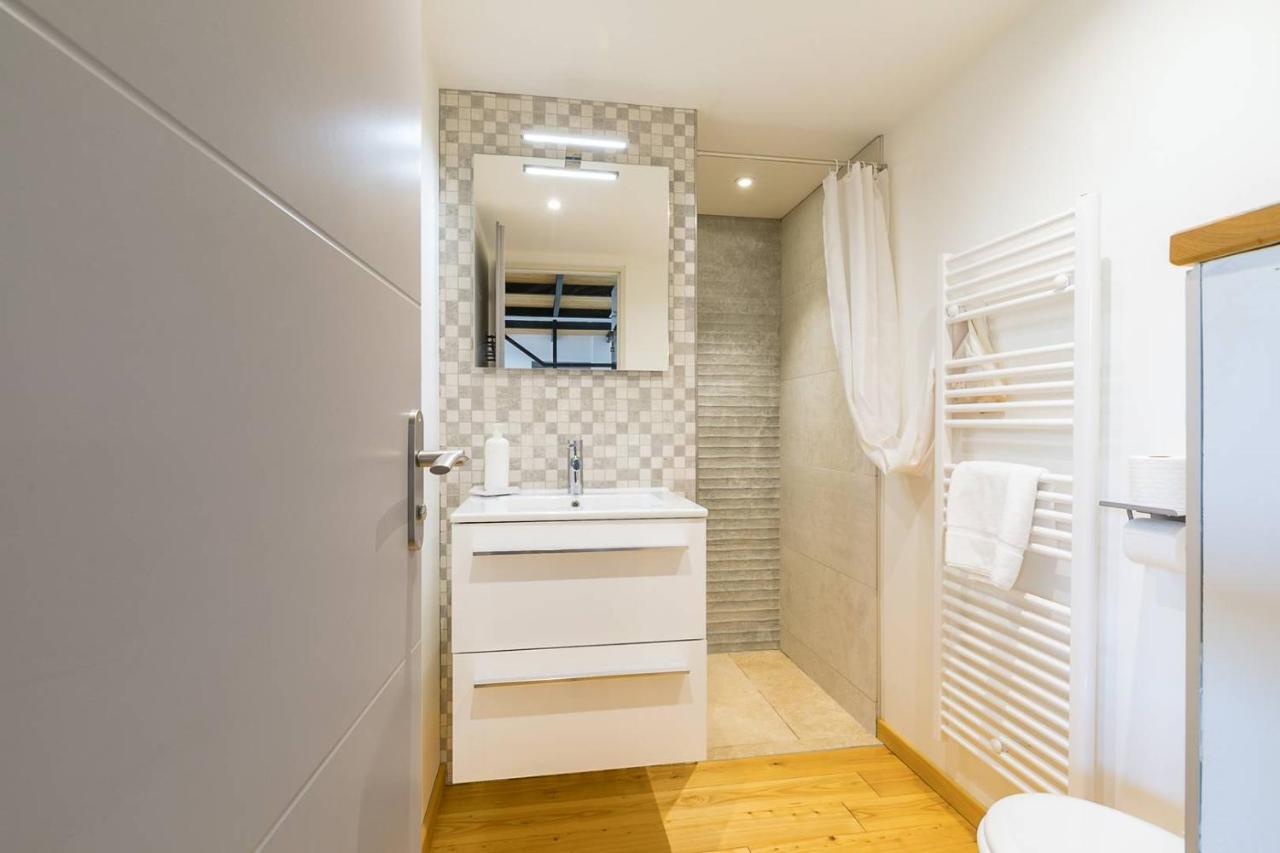 Le Corbeau Et Le Homard, Un Vrai Havre De Paix Apartment ดีจอง ภายนอก รูปภาพ