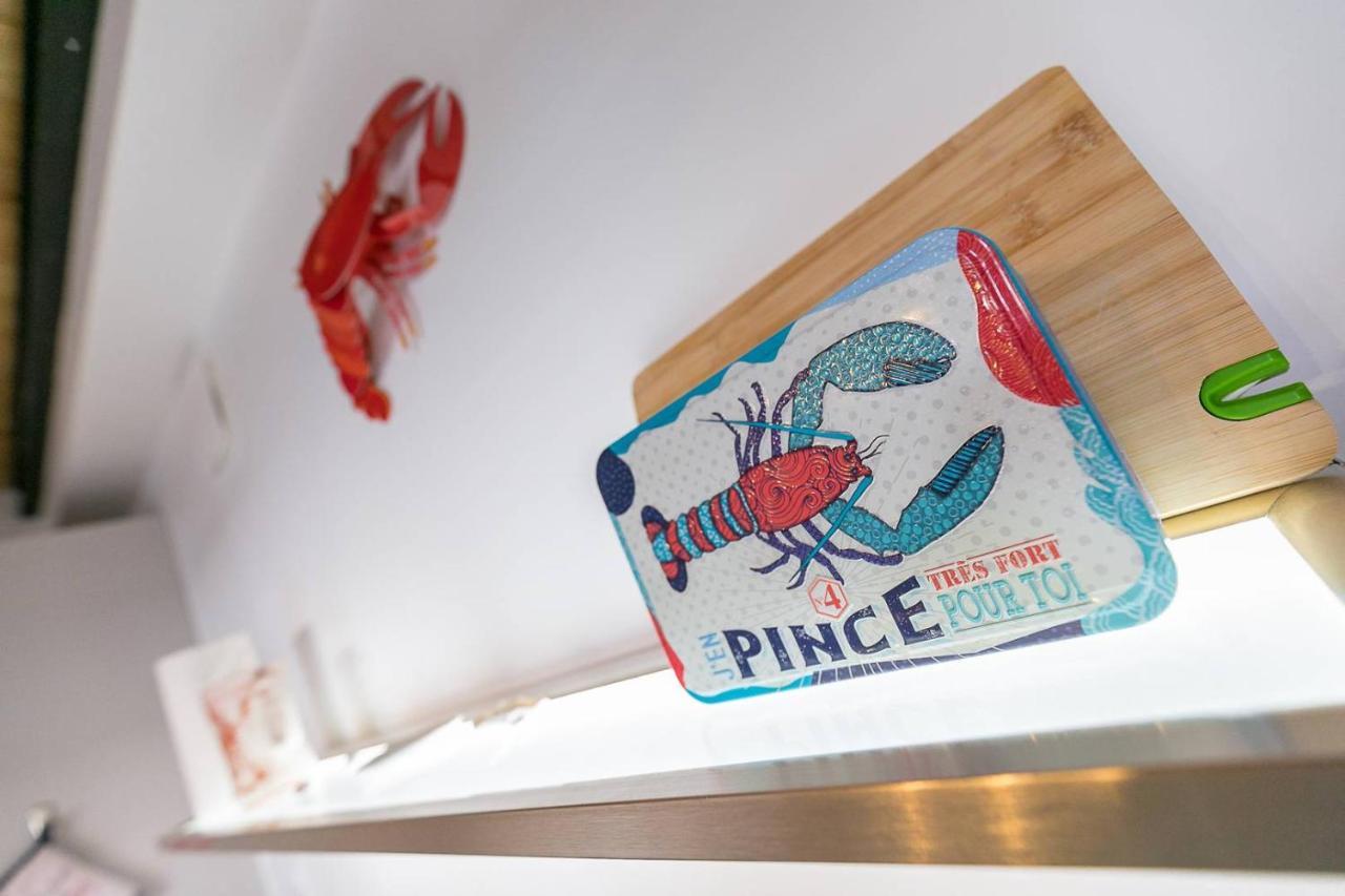 Le Corbeau Et Le Homard, Un Vrai Havre De Paix Apartment ดีจอง ภายนอก รูปภาพ